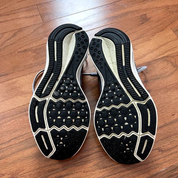 Nike Gray with White Downshifter 8 Running Sneakers Size 9.5 - Picture 3 of 8